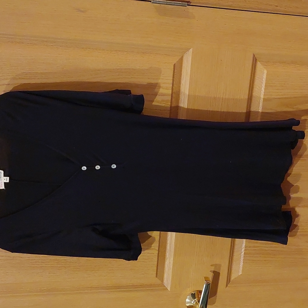 Short sleeve black dress